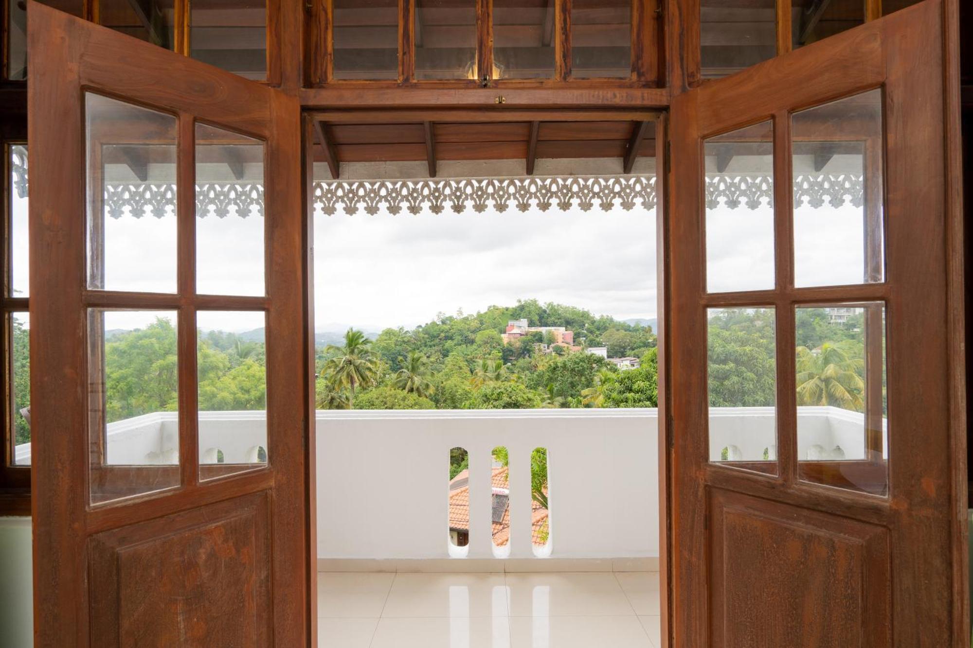 Kandy City Oasis Hotel エクステリア 写真